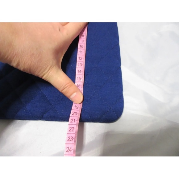 Authentic new CHANEL CC clutch - Picture 3 of 10